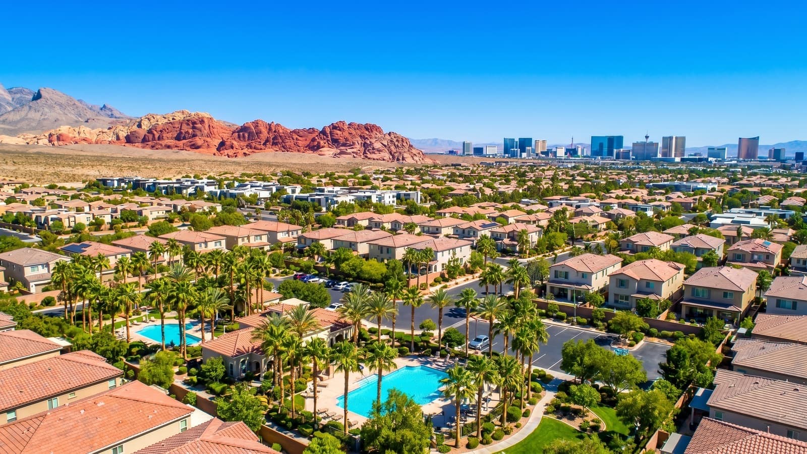 Wimbledon Towers, Las Vegas — vintage condo community in east-central Las Vegas near Boulder Highway, ZIP 89121